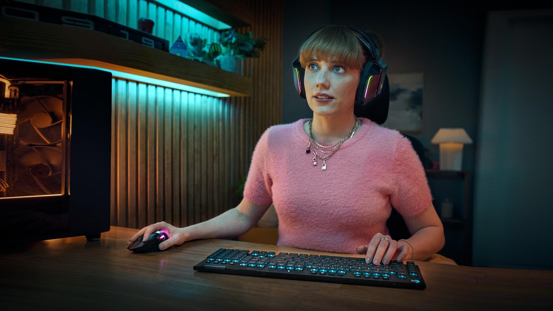 Logitech G915X LIGHTSPEED Techandising portada