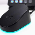 Review Razer Basilisk V3 Pro 35K Techandising Mouse Dock Pro Charging Puck