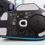 Review Razer Basilisk V3 Pro 35K Techandising base